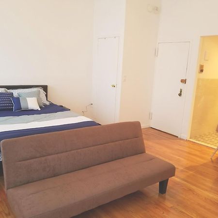 Studio Apartment Near Columbus Circle/Central Park New York Bagian luar foto